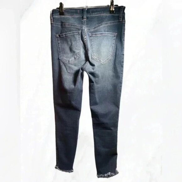 Free People distressed frayed mid rise trendy  medium wash ankle denim jean 26 - Picture 3 of 5